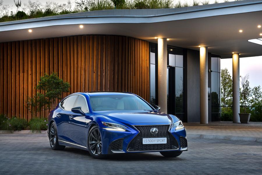  Lexus LS500 F-Sport 2019 года  (ZA) (фото 13 из 40)